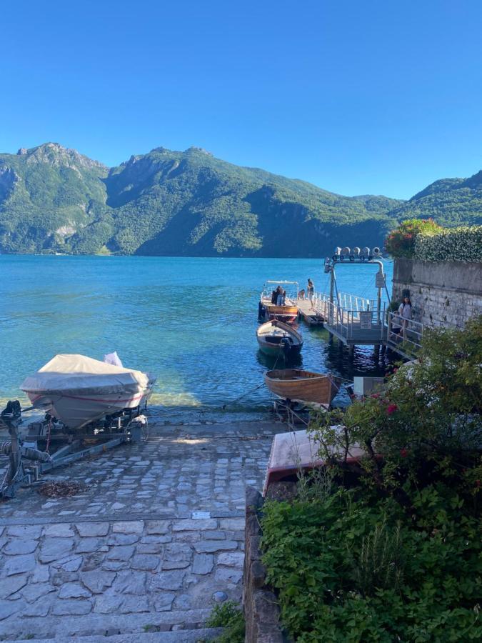 Alexa House Front Lake Mandello del Lario Exterior foto